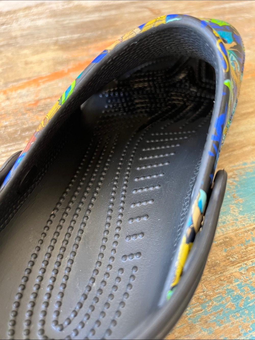 Crocs x Disney The Lion King Clogs - Picture 6 of 13